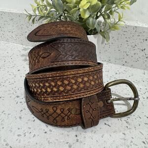 Vintage Silver Creek Collections Brown Tooled Leather Belt 38 7331